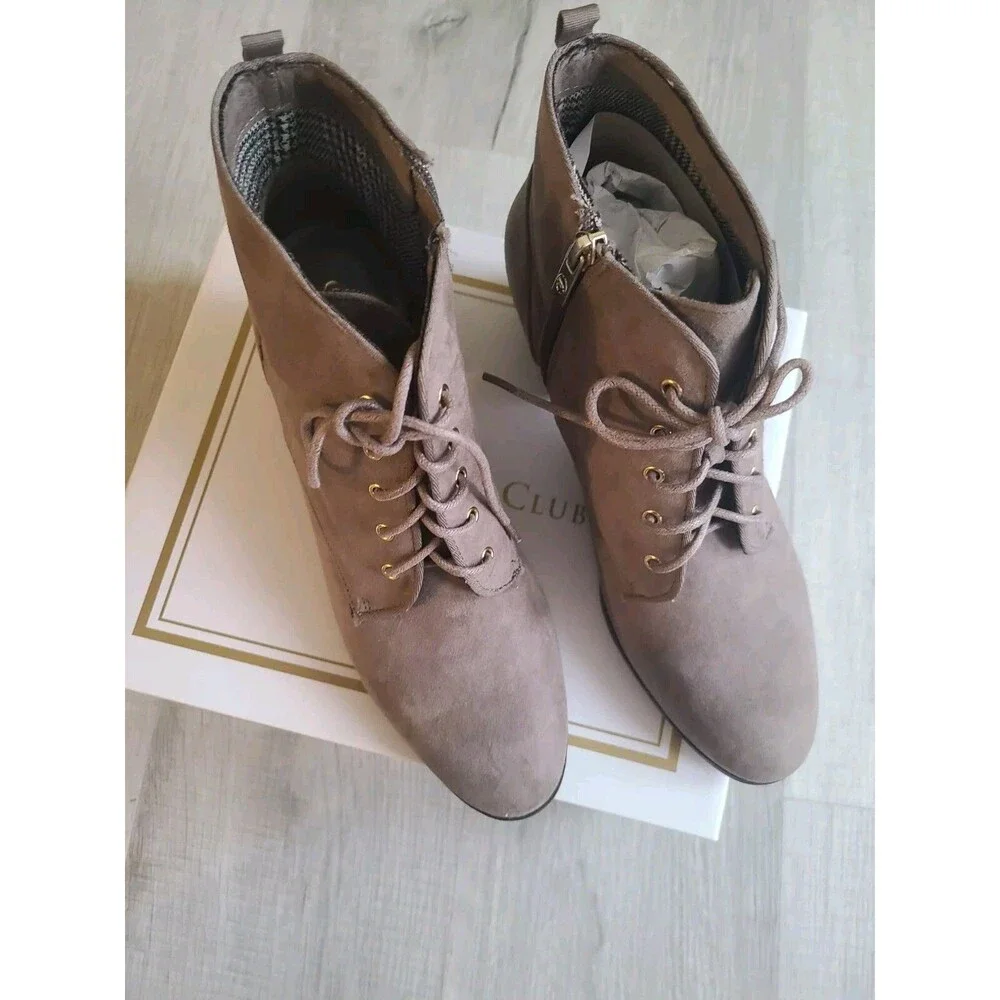 New Charter Club Boots Womens 9.5 M Carlee Lace Up Ankle Bootie Brown Heels
